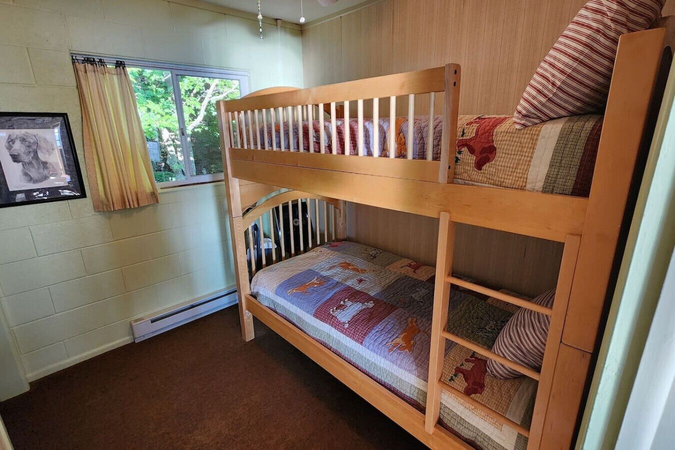 3 bedrooms, desk, free WiFi, bed sheets