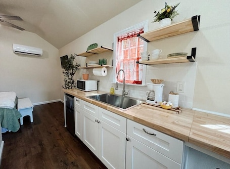 Private kitchen. Mary - Fully Furnished 2 Person Cottage for short or mid-term stays