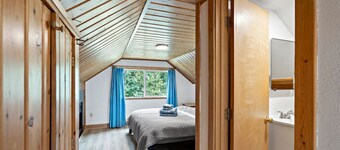 1 Woodland Attic in 1950`s cabin