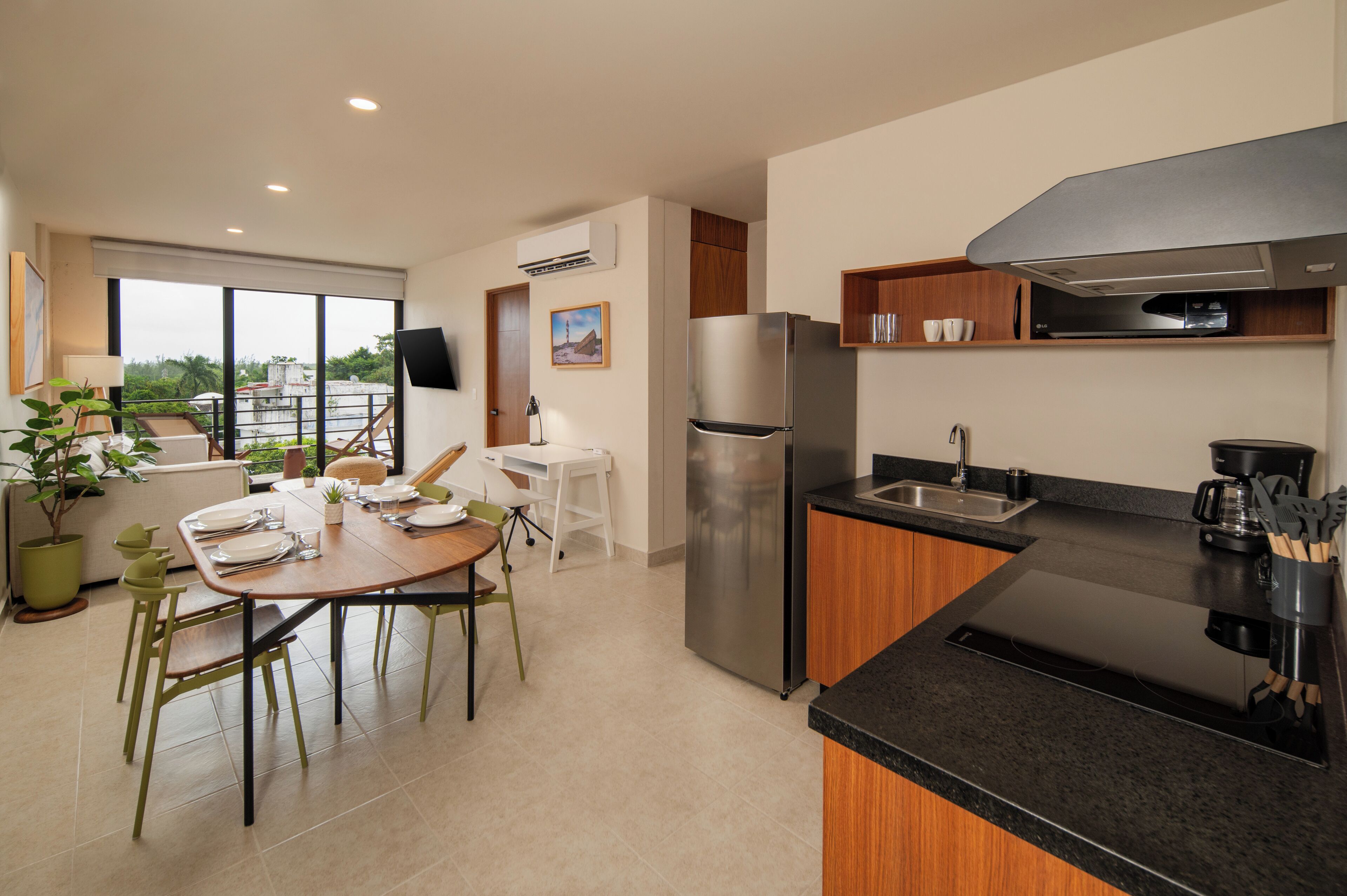 Photo - Everglades Suites