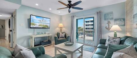 智能电视、壁炉