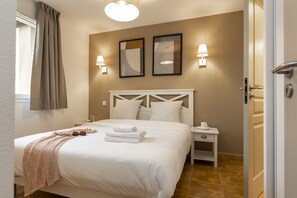 3 bedrooms, free WiFi, bed sheets