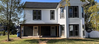 Charming 1-bedroom apartment with AC, WiFi in the heart of Glasgow