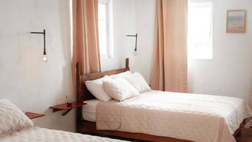 3 bedrooms, bed sheets