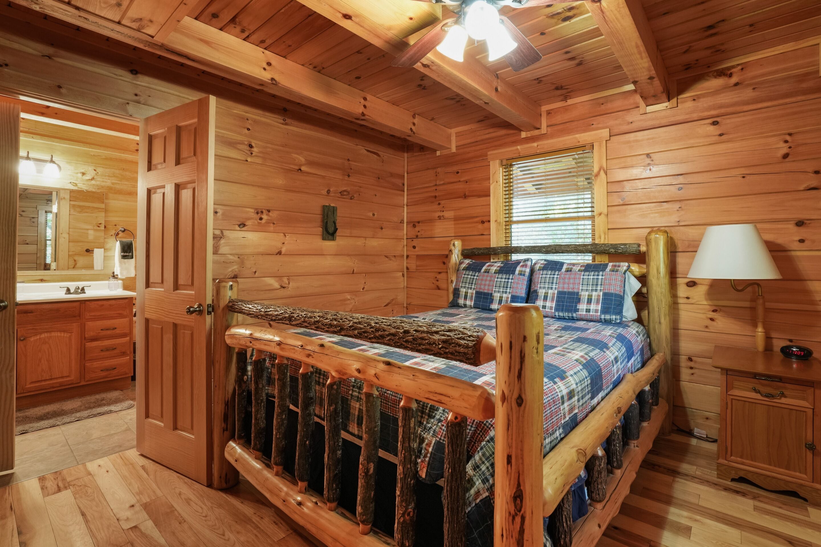 4 bedrooms, free WiFi, bed sheets