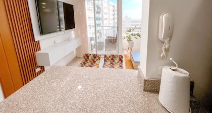 Luxurious and Spacious 3-bedroom with AC, fitness room in fantastic Barranquilla