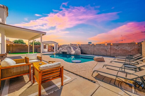 Mesa Oasis: Cactus Edition