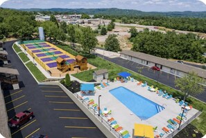 Pool - The Perch @ Kimberling Crossing (Kimberling City)