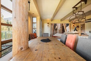Dining - Panoramic views | Private hot tub | BBQ | Parking (Whistler)