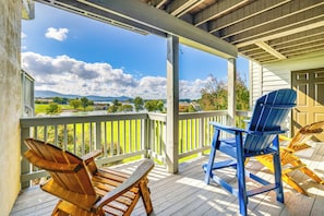 Property grounds - Bernard's Landing Condo - Includes Linens! (Moneta)