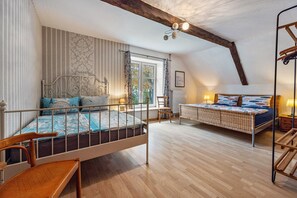 2 bedrooms, free WiFi, bed sheets