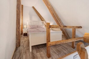 1 quarto, Wi-Fi de cortesia, roupa de cama