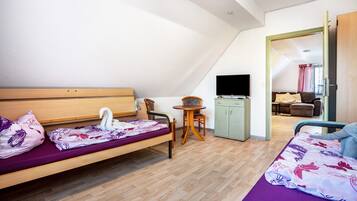 2 habitaciones, wifi gratis y ropa de cama