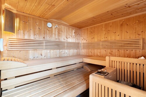 Ferienwohnung Atelier" mit Gemeinschaftsgarten, Balkon und Wi-Fi