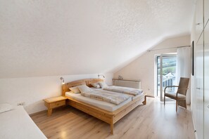 3 quartos, Wi-Fi de cortesia, roupa de cama