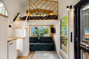 Interior - Tiny Home 'Tiny House Nr 6' with Private Terrace, Wi-Fi and Air Conditioning (Schwielowsee)