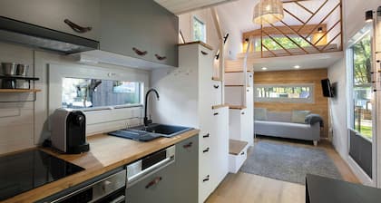 Tiny Home 'Tiny House Nr 5' mit privater Terrasse, Wi-Fi und Klimaanlage