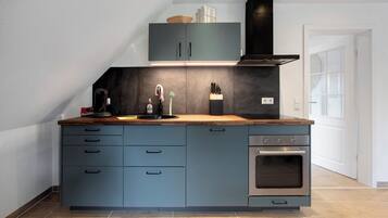 Kühlschrank, Ofen, Herdplatte, Geschirrspüler