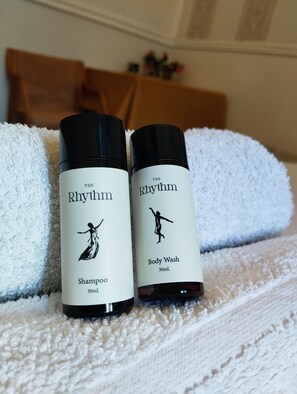 Classic Double Room, Balcony, Mountain View - Winetorium (Tbilisi)