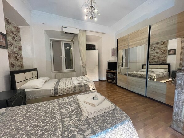 Appartement Familial, vue montagne | Wi-Fi gratuit, draps fournis