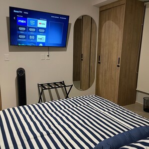 1 chambre, fer et planche à repasser, Wi-Fi, draps fournis