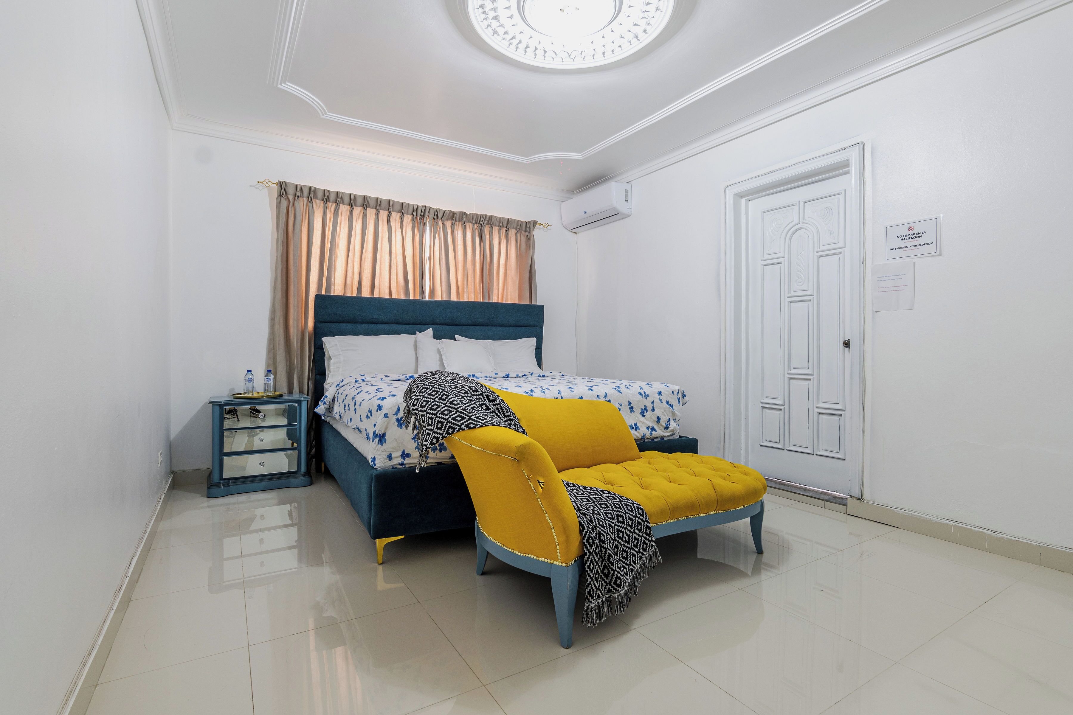 5 室のベッドルーム、アイロン / アイロン台、WiFi、ベッドシーツ