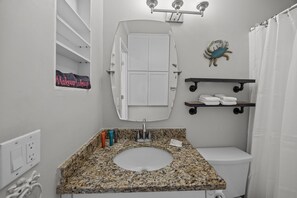 Séchoir à cheveux, serviettes fournies