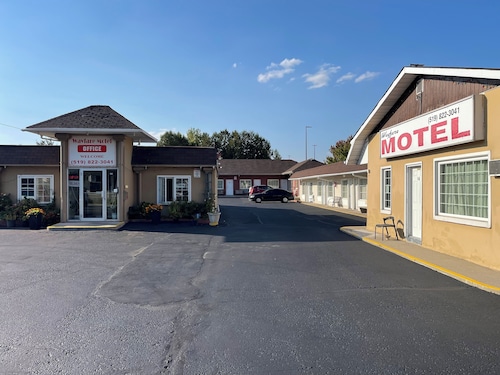 WAYFARE MOTEL