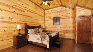 4 bedrooms, free WiFi, bed sheets