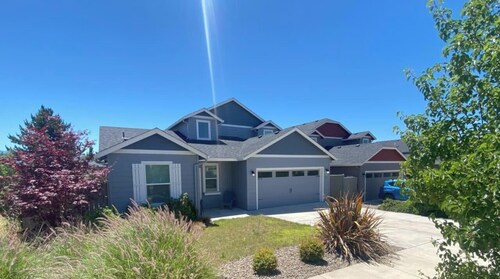 Nightly or short term rental in Medford.