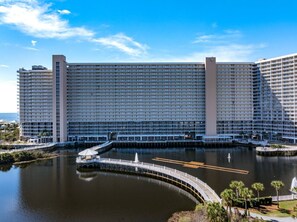 Exterior - Palm Tree Paradise - 5 Pools, Beach Access, Gym at Laketown Wharf 1531 (Panama City Beach)