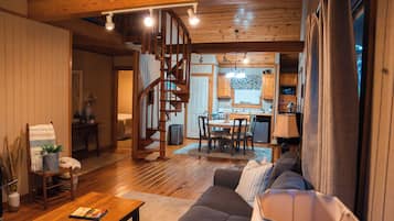 Smart TV, table tennis, books