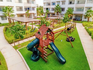 Children’s area - Charming 2-bedroom apartment with AC, WiFi in welcoming Mazatlán (Mazatlán)