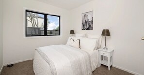 3 dormitorios, tabla de planchar con plancha, wifi y ropa de cama