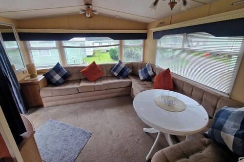 2 Bed Lodge - Parking, Garden, Site Facilities