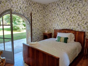 6 Schlafzimmer, Bügeleisen/Bügelbrett, WLAN, Bettwäsche
