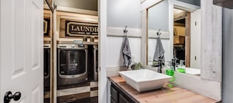 Welcoming Guest Suite in Snohomish