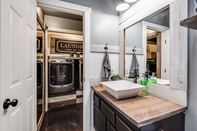 Welcoming Guest Suite in Snohomish