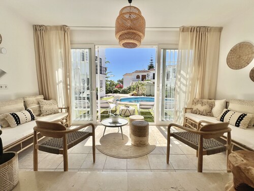 49 - Townhouse proche de la mer a Riviera