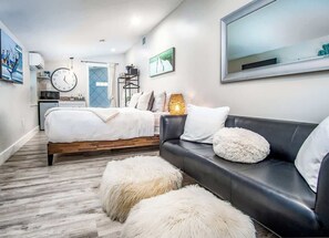 2 Schlafzimmer, Bügeleisen/Bügelbrett, WLAN