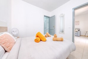 3 bedrooms, iron/ironing board, travel crib, free WiFi