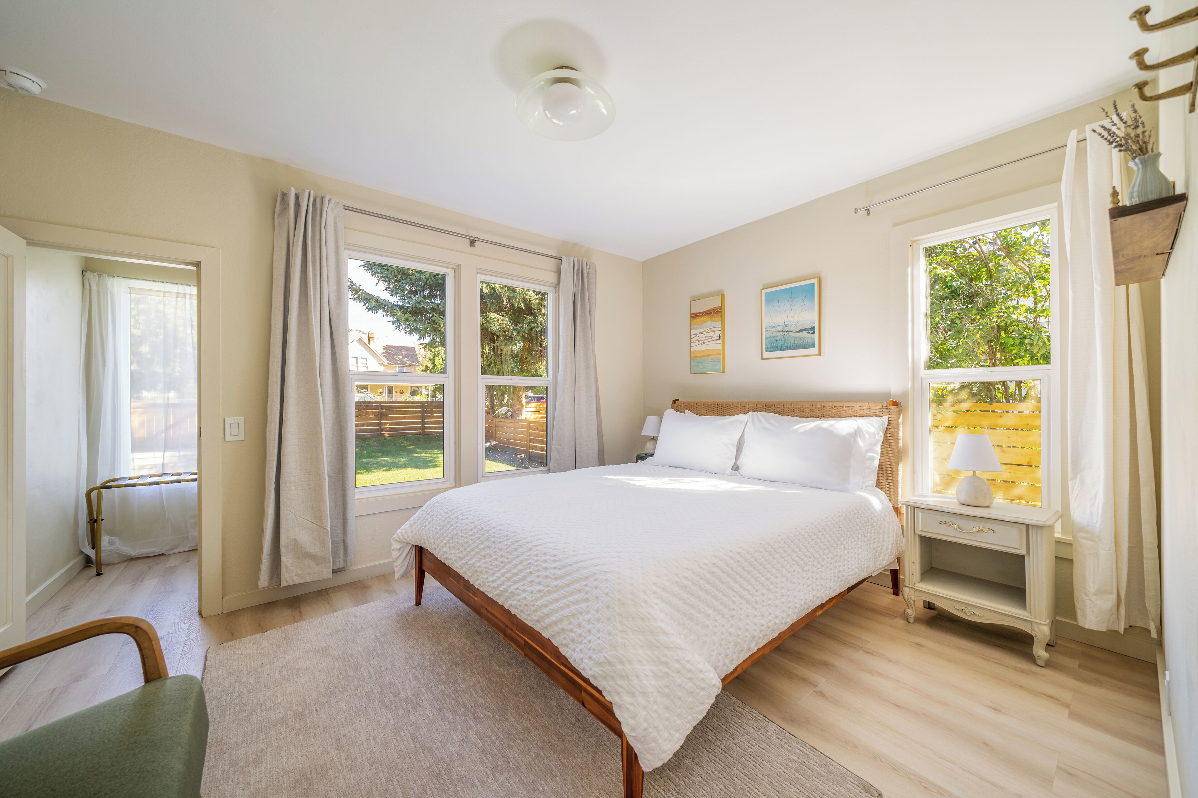 2 chambres, fer et planche à repasser, Wi-Fi, draps fournis