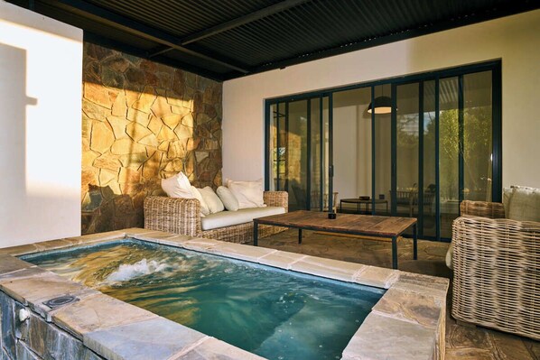 奢華套房, 花園景 | 露台/庭院