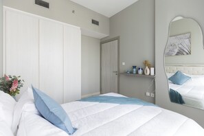 1 dormitori, planxa i posts de planxar i wifi gratuïta
