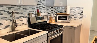 Charming 2-bedroom house in Granada Hill- Los Angeles