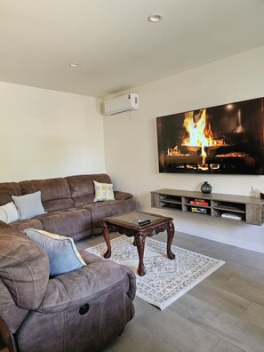 Smart TV, books