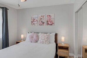 6 chambres, fer et planche à repasser, Wi-Fi, draps fournis