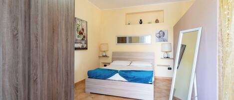 1 sovrum, strykjärn/strykbräda, gratis wi-fi och sängkläder