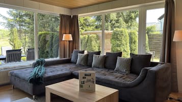Apartment | Living room