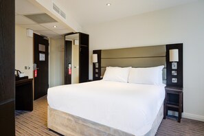 1 chambre, bureau, fer et planche à repasser, Wi-Fi gratuit